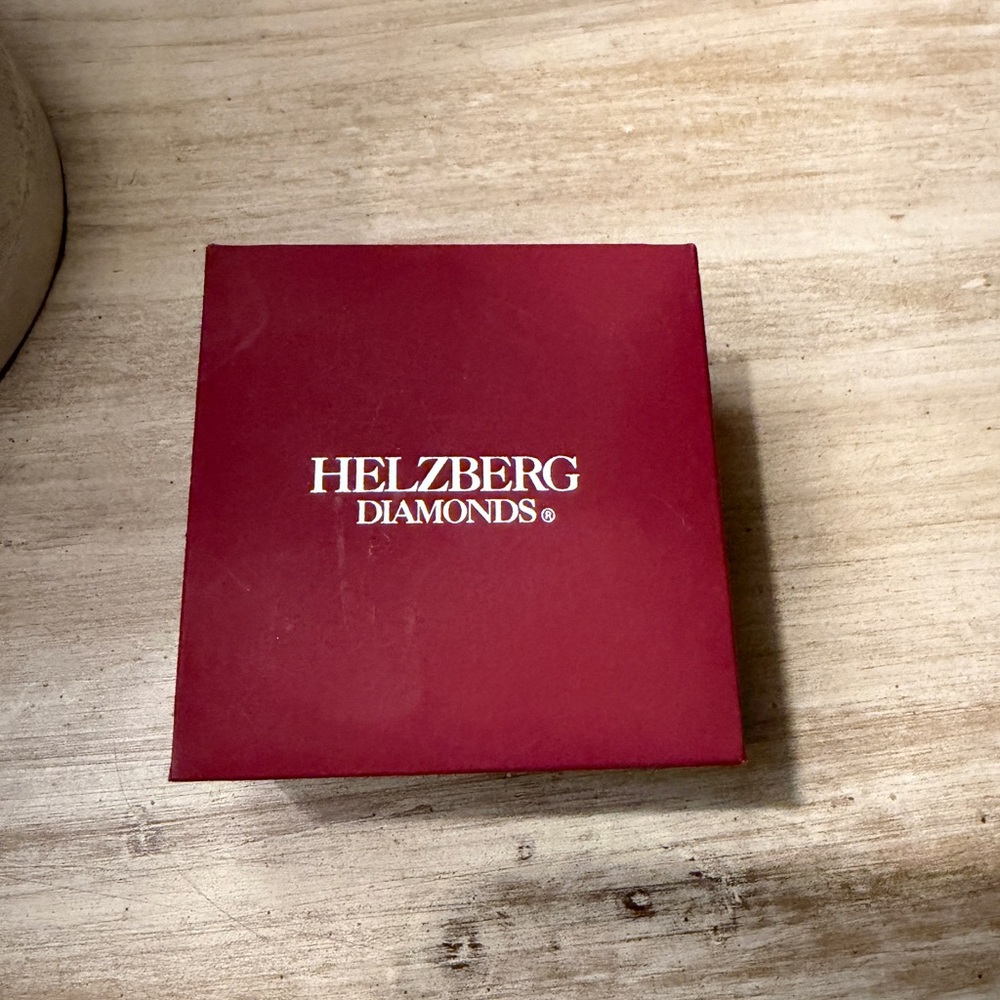 Helzberg Diamonds Opal Neclace